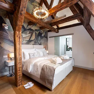 Hotel Old Royal Post Boutique & Premium, Prague